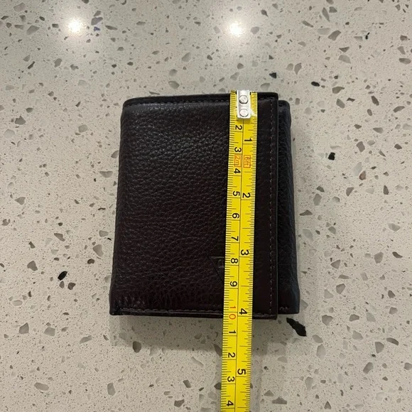 Guess Dark Brown Leather Trifold Card Holder/Wallet - Picture 9 of 10